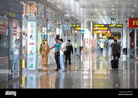 barcelona airport duty free shopping.